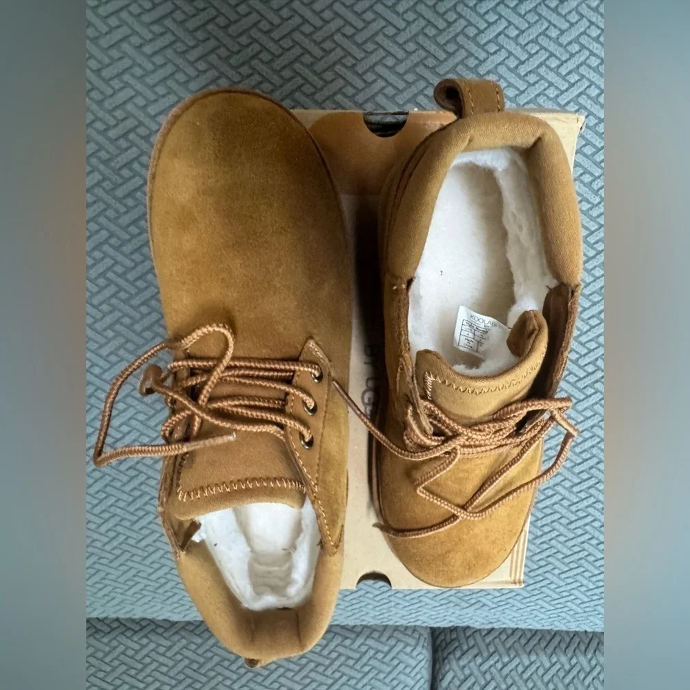 Koolaburra by UGG big Kids Advay size 4 Eu 36 fits women size 6